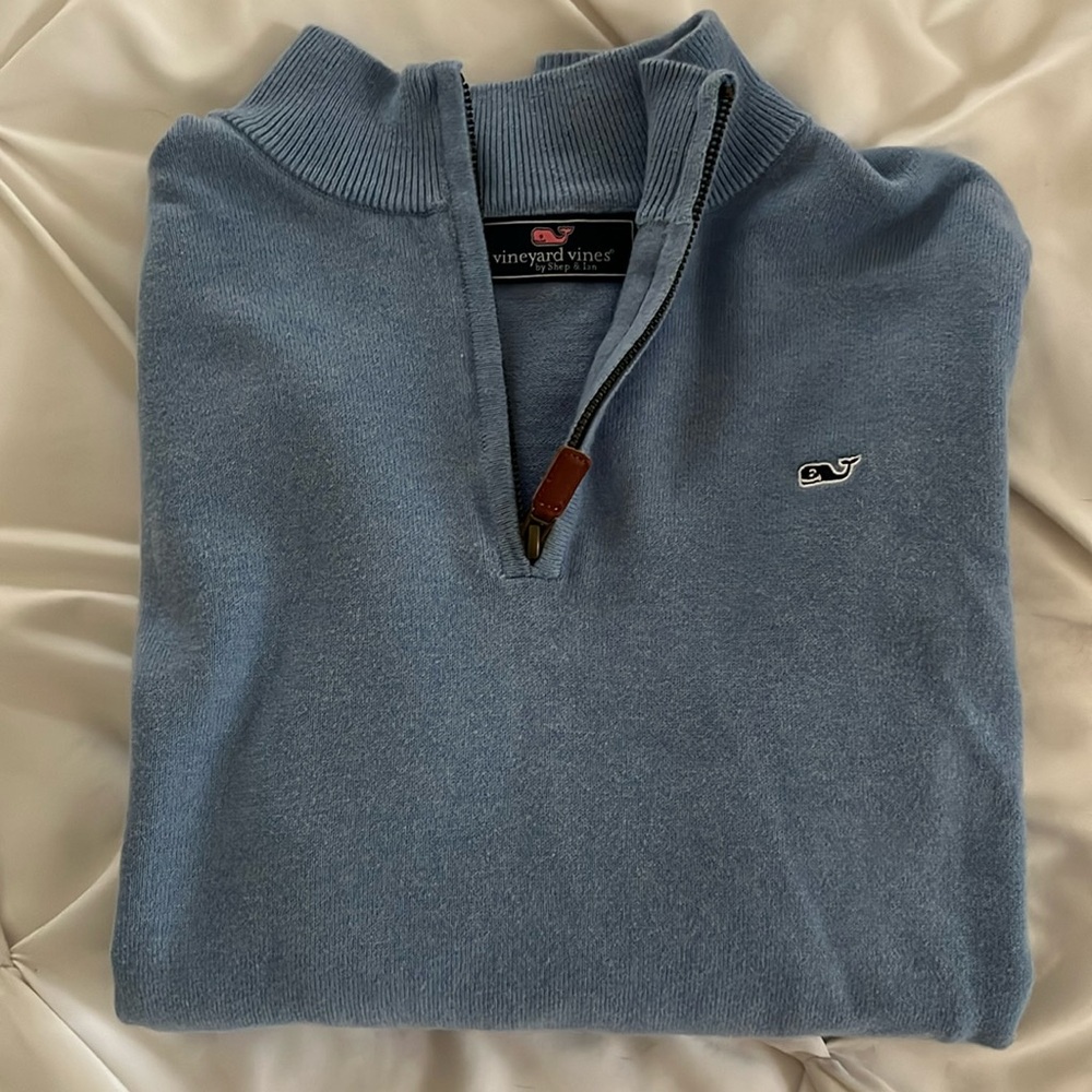 Vineyard Vines
Boys' Half-Zip Sweater - Big Kid Size Large. Light Blue.